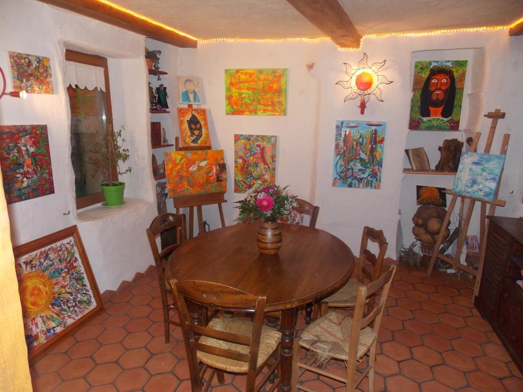 La Maison Du Bonheur Aups Buitenkant foto