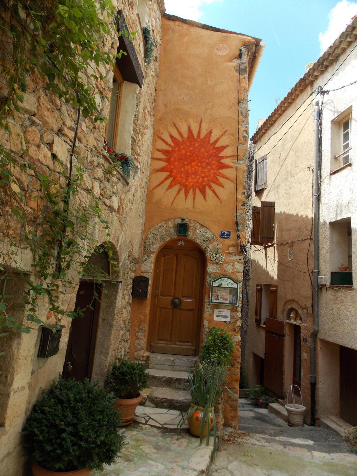 La Maison Du Bonheur Aups Buitenkant foto