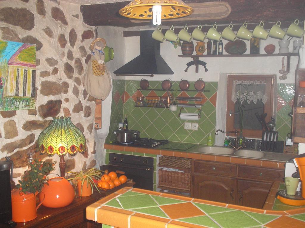 La Maison Du Bonheur Aups Buitenkant foto